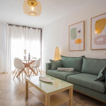 Apartamento Santuario De La Victoria Малага Экстерьер фото
