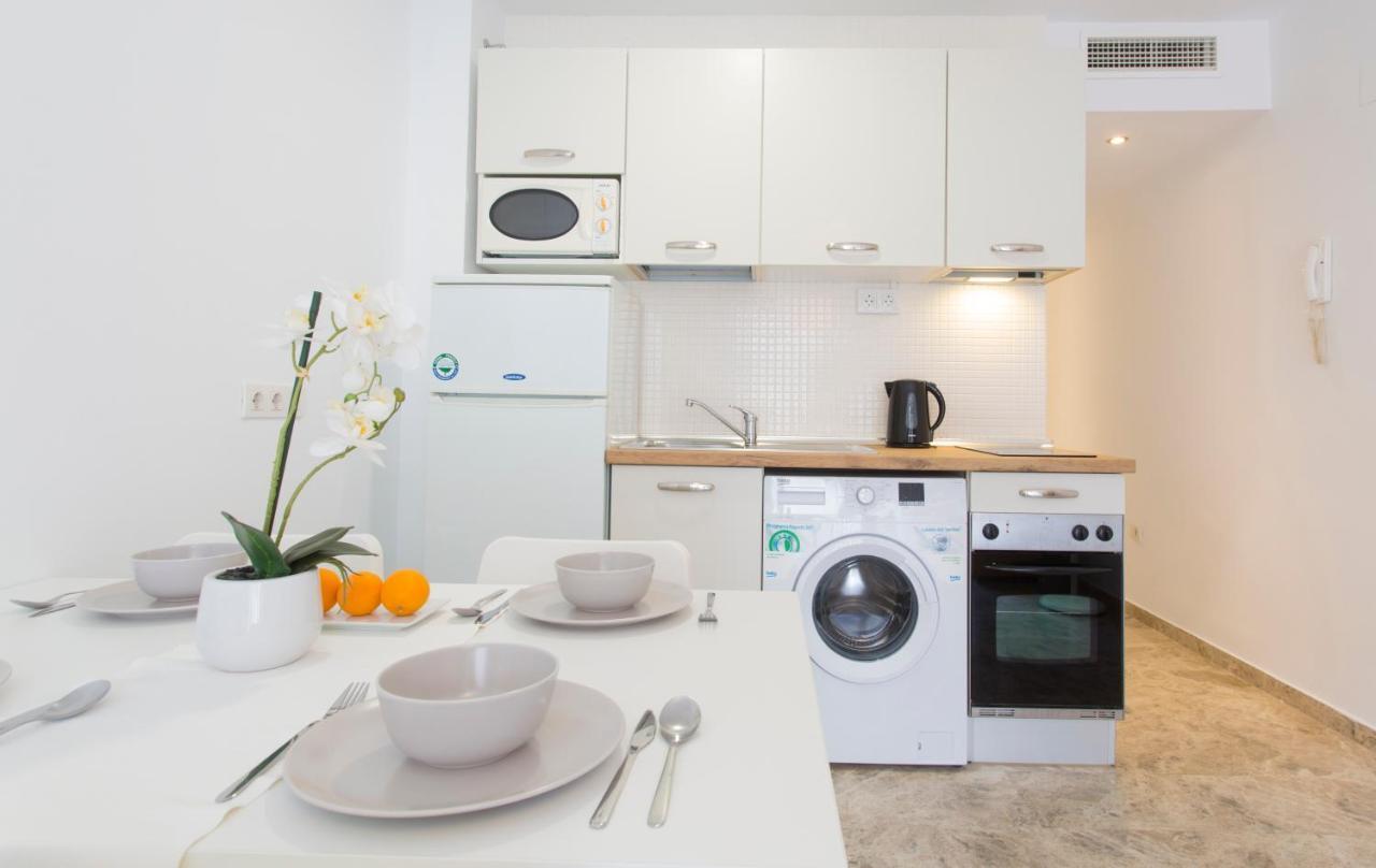Apartamento Santuario De La Victoria Малага Экстерьер фото