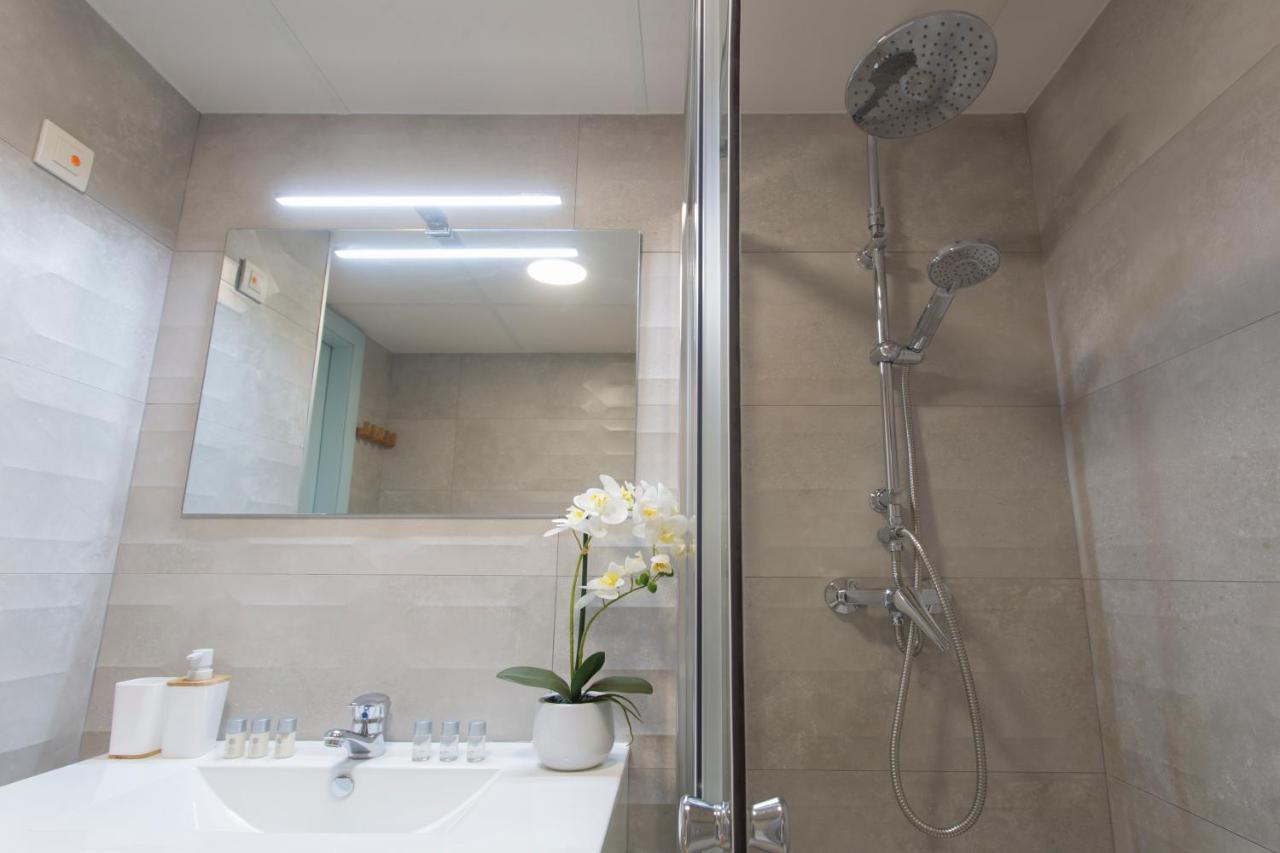 Apartamento Santuario De La Victoria Малага Экстерьер фото
