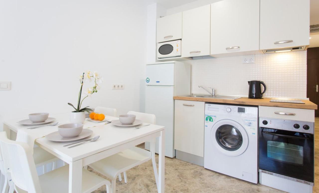Apartamento Santuario De La Victoria Малага Экстерьер фото