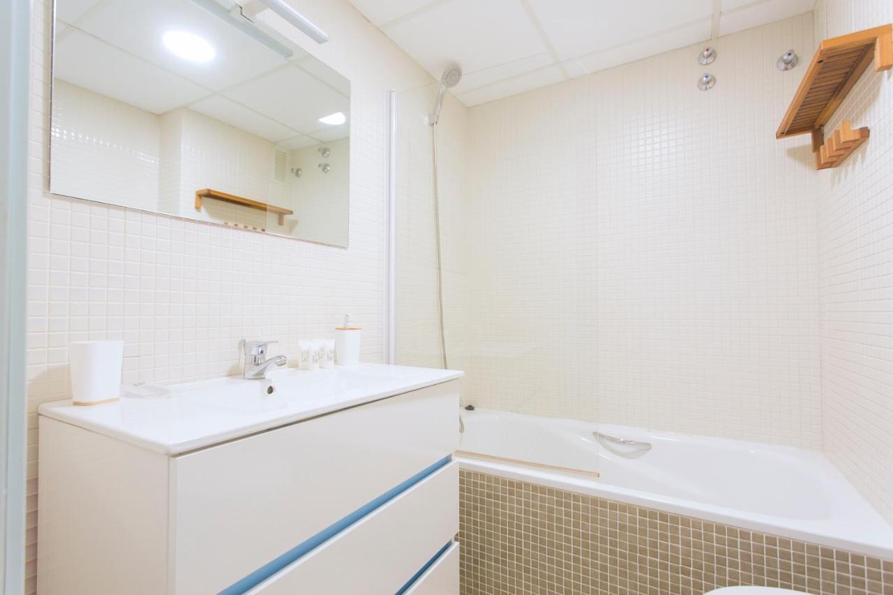 Apartamento Santuario De La Victoria Малага Экстерьер фото